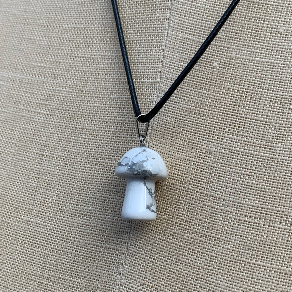 Handmade Genuine Stone Mushroom Amulet Necklace - Picture 11 of 14